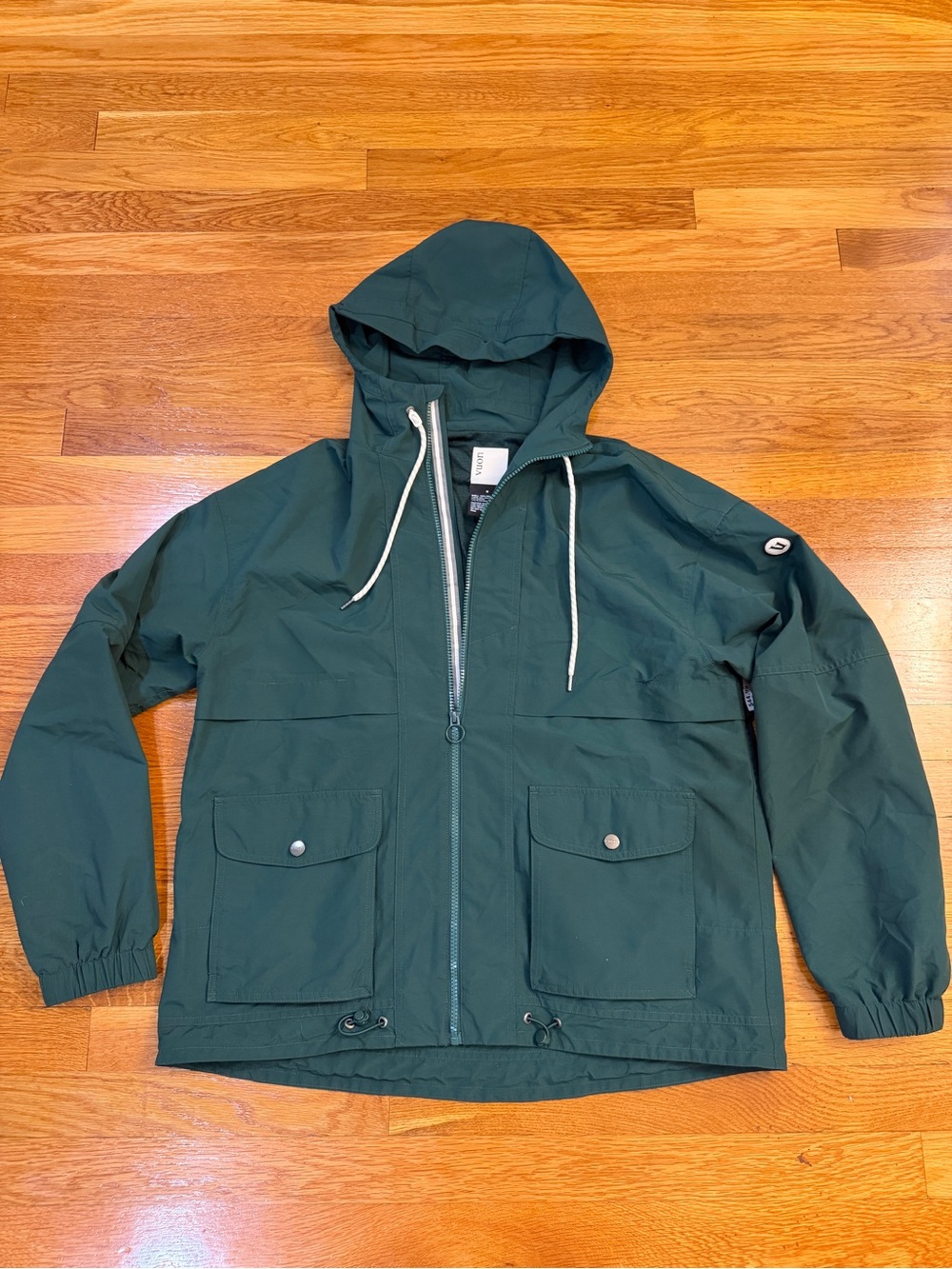 Vuori Elijo Rain Jacket in Dark Green - Size Medium - Picture 7 of 8